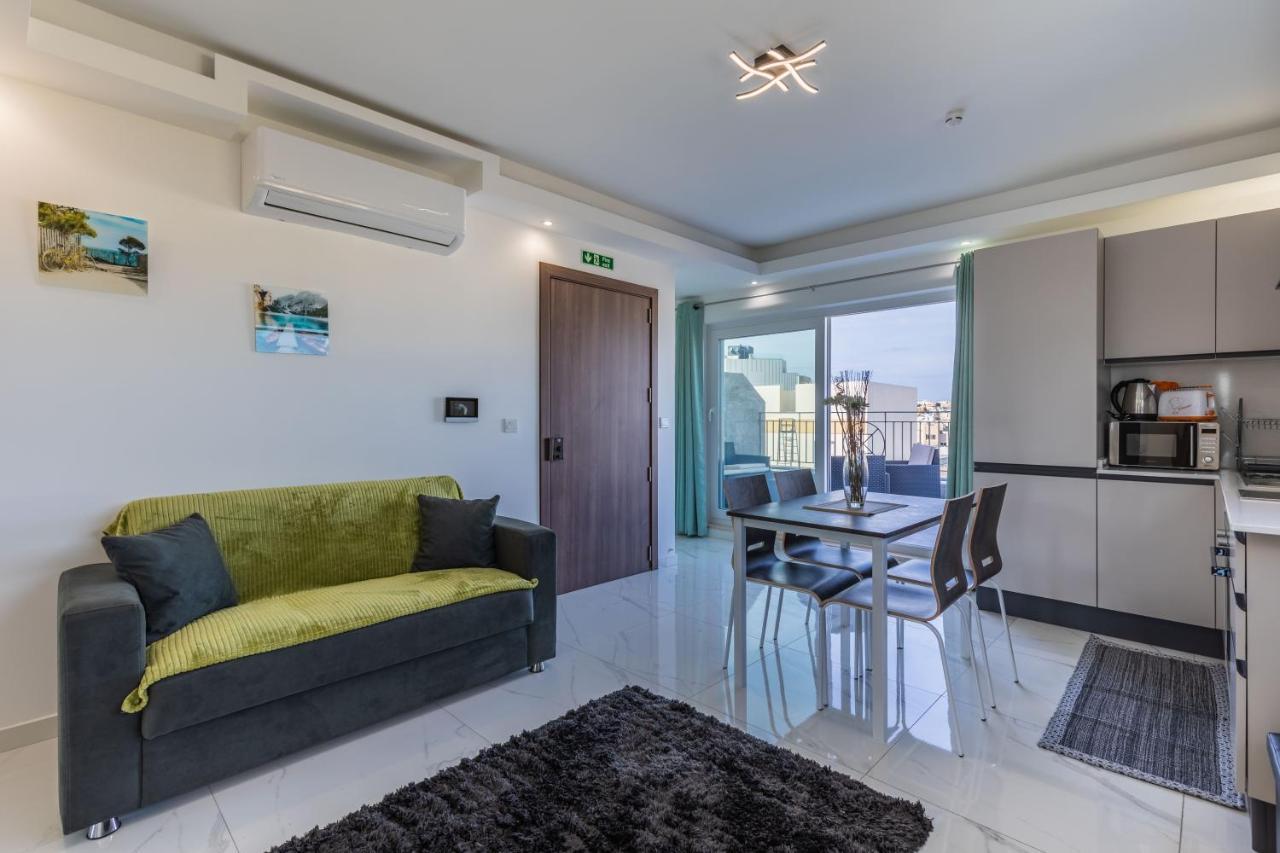 Terrace View-Stylish Two Bedrooms Fully Ac-Wifi Penthouse 姆西达 外观 照片