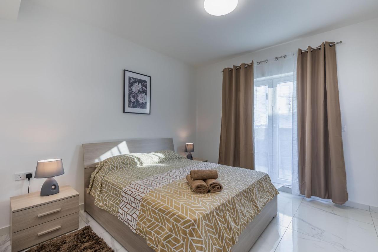 Terrace View-Stylish Two Bedrooms Fully Ac-Wifi Penthouse 姆西达 外观 照片