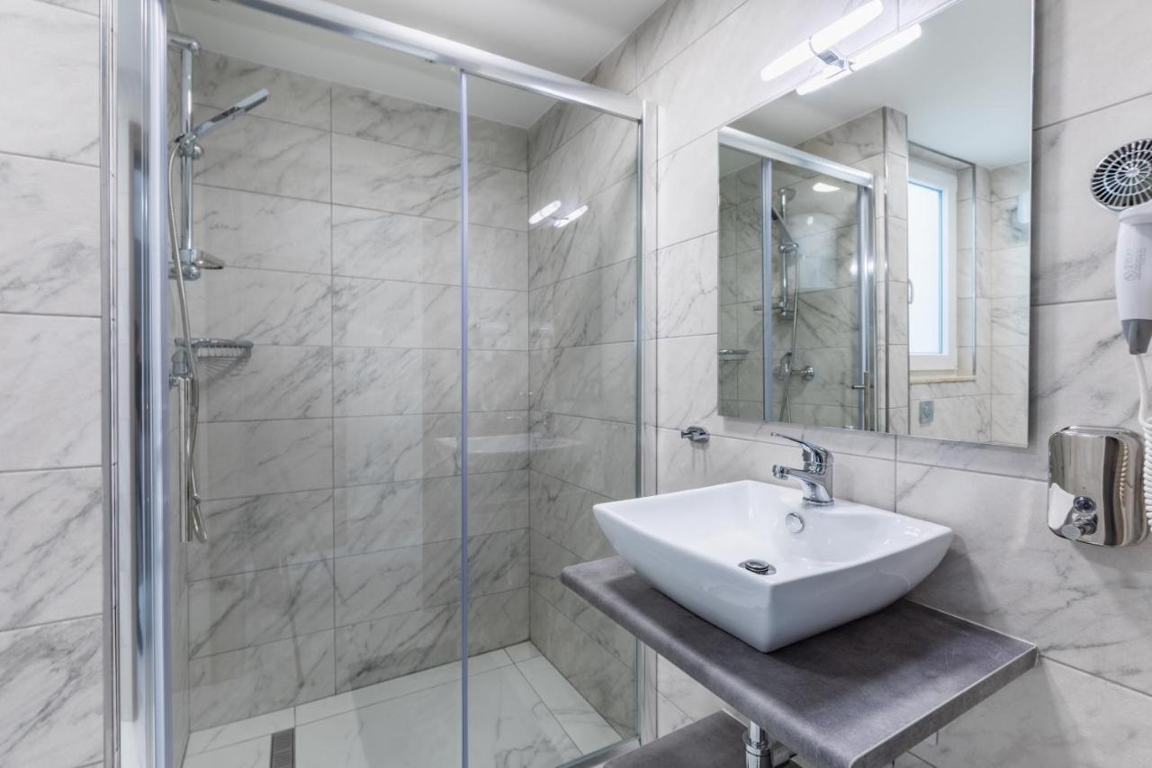 Terrace View-Stylish Two Bedrooms Fully Ac-Wifi Penthouse 姆西达 外观 照片