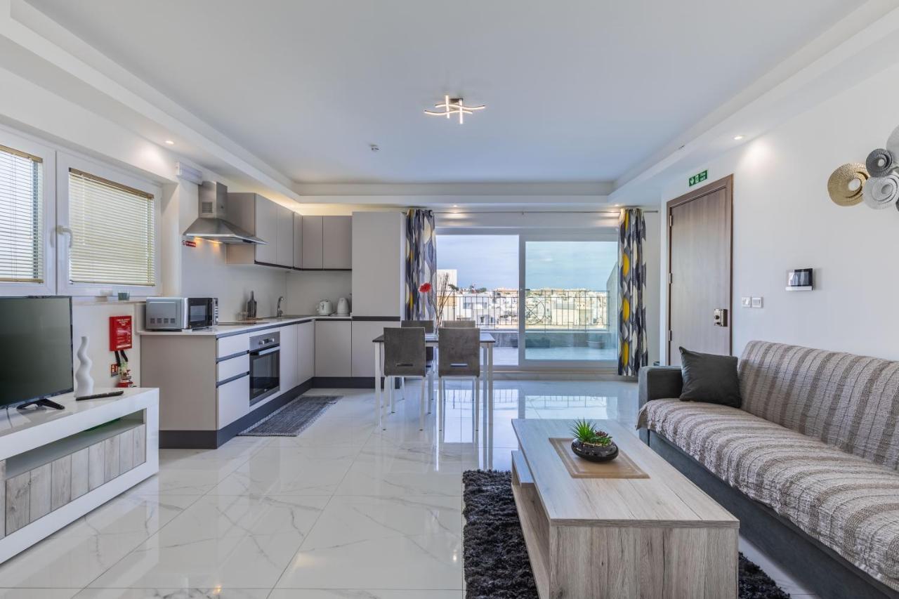 Terrace View-Stylish Two Bedrooms Fully Ac-Wifi Penthouse 姆西达 外观 照片